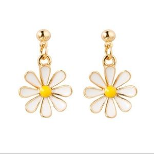 3/$30 Daisy Gold Plated Alloy Trendy Drop Earrings
